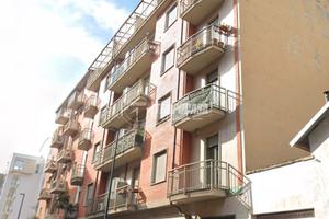 BILOCALE IN VIA INVORIO 5!!!