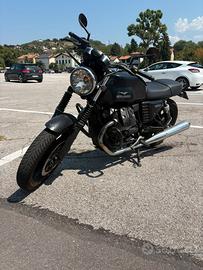 Moto Guzzi V7 II Stone Black
