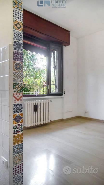 Appartamento di 54 m² con 2 locali e box auto a Mi - Vista 3