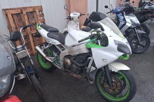 Kawasaki  ninja zx6r  2002       zx600j