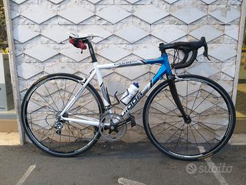 Bici da corsa Gioda taglia M Campagnolo Chorus