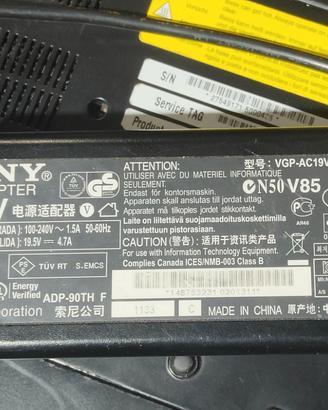 Sony Computer Vajo 13.3"  solo Alimentatore
