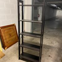 Scaffalatura ikea legno nera