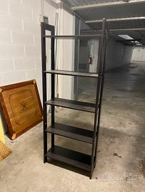 Scaffalatura ikea legno nera