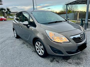 Meriva 2a serie GPL - Apple Car Play