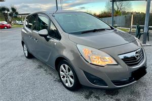 Meriva 2a serie GPL - Apple Car Play