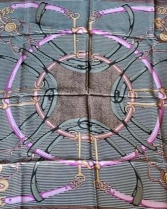 foulard  pura seta Borbonese 