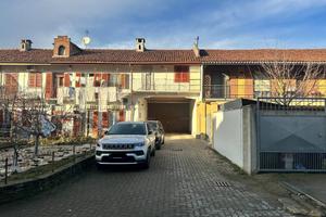 Villa di 140 m² con 4 locali e box auto doppio a C