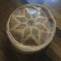 Puff in pelle del Marocco