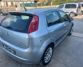 Fiat Grande Punto Grande Punto 1.4 Starjet 16V 5 p