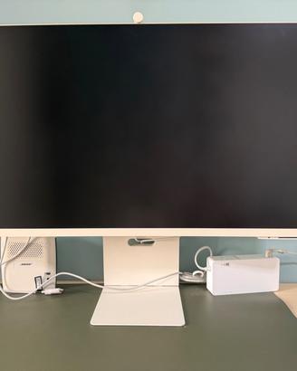 Samsung Smart Monitor M8 32” 4K UHD con webcam