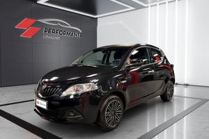 Lancia Ypsilon 1.0 firefly hybrid Silver Plus s&s