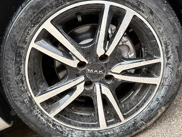 Quattro cerchi in lega MAK per Lancia e Fiat