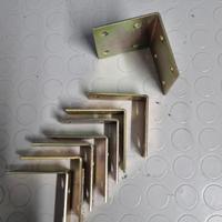 connettori piatti zincati Alberts