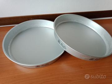 due vassoi da bar  birra Leffe 