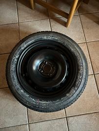 Cerchio e gomma grande punto nuova