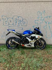 Suzuki GsxR 600 k7