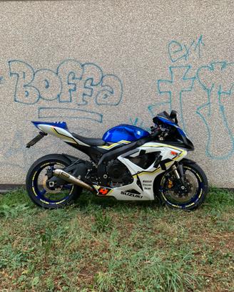 Suzuki GsxR 600 k7