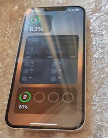 iPhone 16e 
