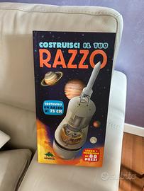 Costruisci il tuo razzo -libro pop up. NUOVO