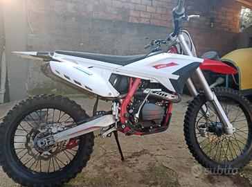 Moto Cross Pit Bike