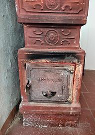 Stufa antica in terracotta Becchi Forlì 