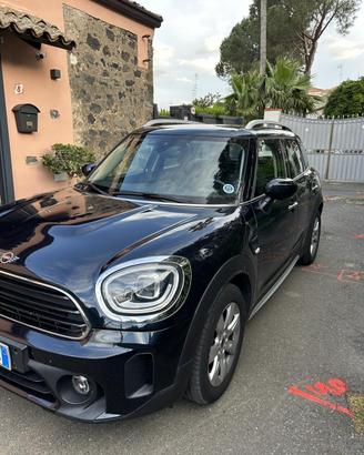 Mini One Countryman Enigmatick Black Yours
