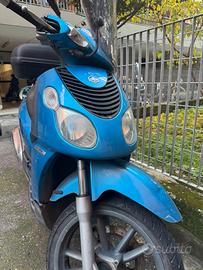 Piaggio 250
