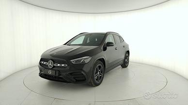 MERCEDES-BENZ GLA 180 d Automatic