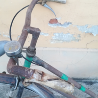 Bicicletta vintage da restaurare