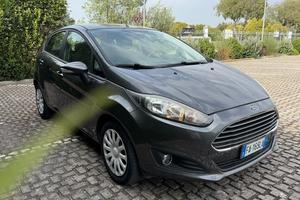 FORD FIESTA UNICO PRO €5200