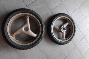 Coppia ruote ducati 916 - 748