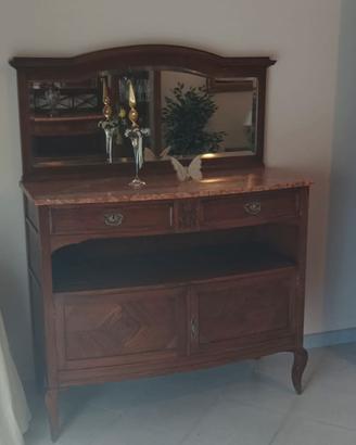 Credenza classica in legno
