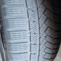 Pneumatici  invernali  Continental 245/45/19 V