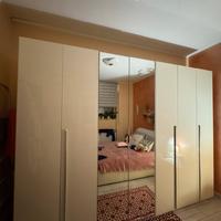 Armadio 7 ante con accessori interni