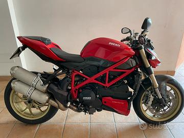 Ducati Steeetfighter 848
