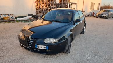 Alfa Romeo 147 1.9 JTD (115 CV) cat 5p. Distinctiv
