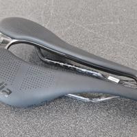 Selle Italia SLR Boost Superflow Carbon