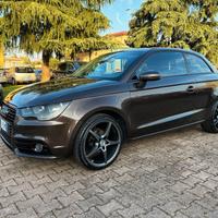 Audi A1 1.2 TFSI S line NAVIGA CRUISE SENSORI PDC