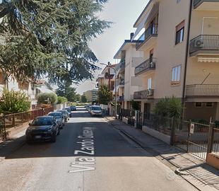 QUADRILOCALE ZONA ASTICHELLO - con posto auto