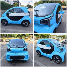 YOYO XEV AZZURRA COME NUOVA