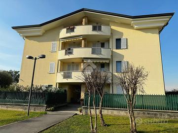 MONOLOCALE A LISCATE