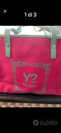 Borsa mare con cerniera e manici