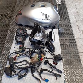 ricambi honda hornet  600 S