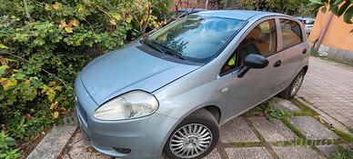 Fiat Punto 1.4 benzina GPL