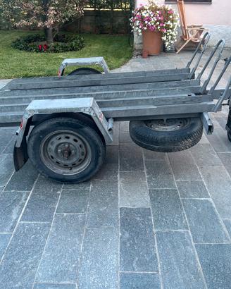 Rimorchio TATS trasporto moto