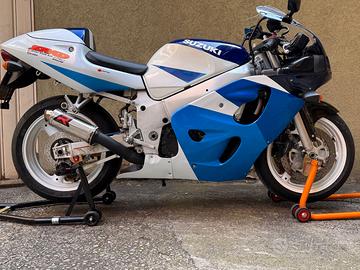 SUZUKI GSXR 600 SRAD 1998 - ASI