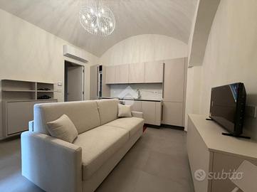 MONOLOCALE A TORINO
