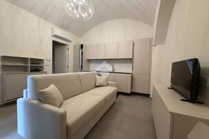 MONOLOCALE A TORINO