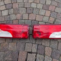 Coppia Fanali Posteriori Iveco Daily / Ducato / Ca